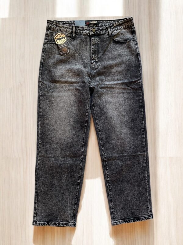 PANTALON RECTO GRIS OSCURO